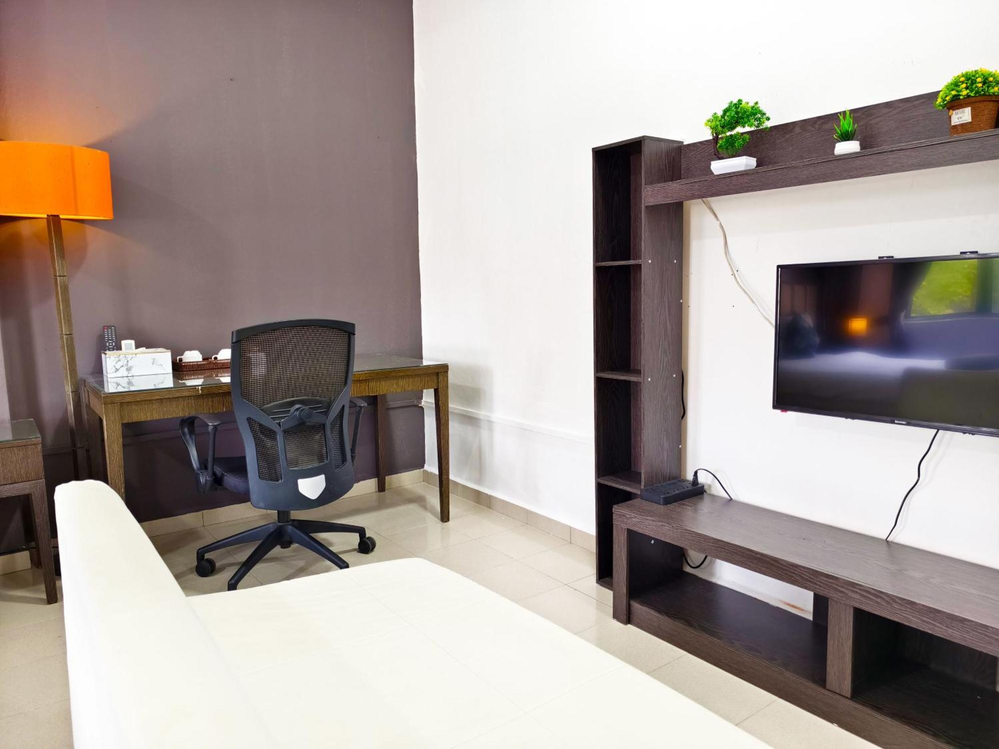 Salaam Suites Hotel Kota Bharu Exteriör bild