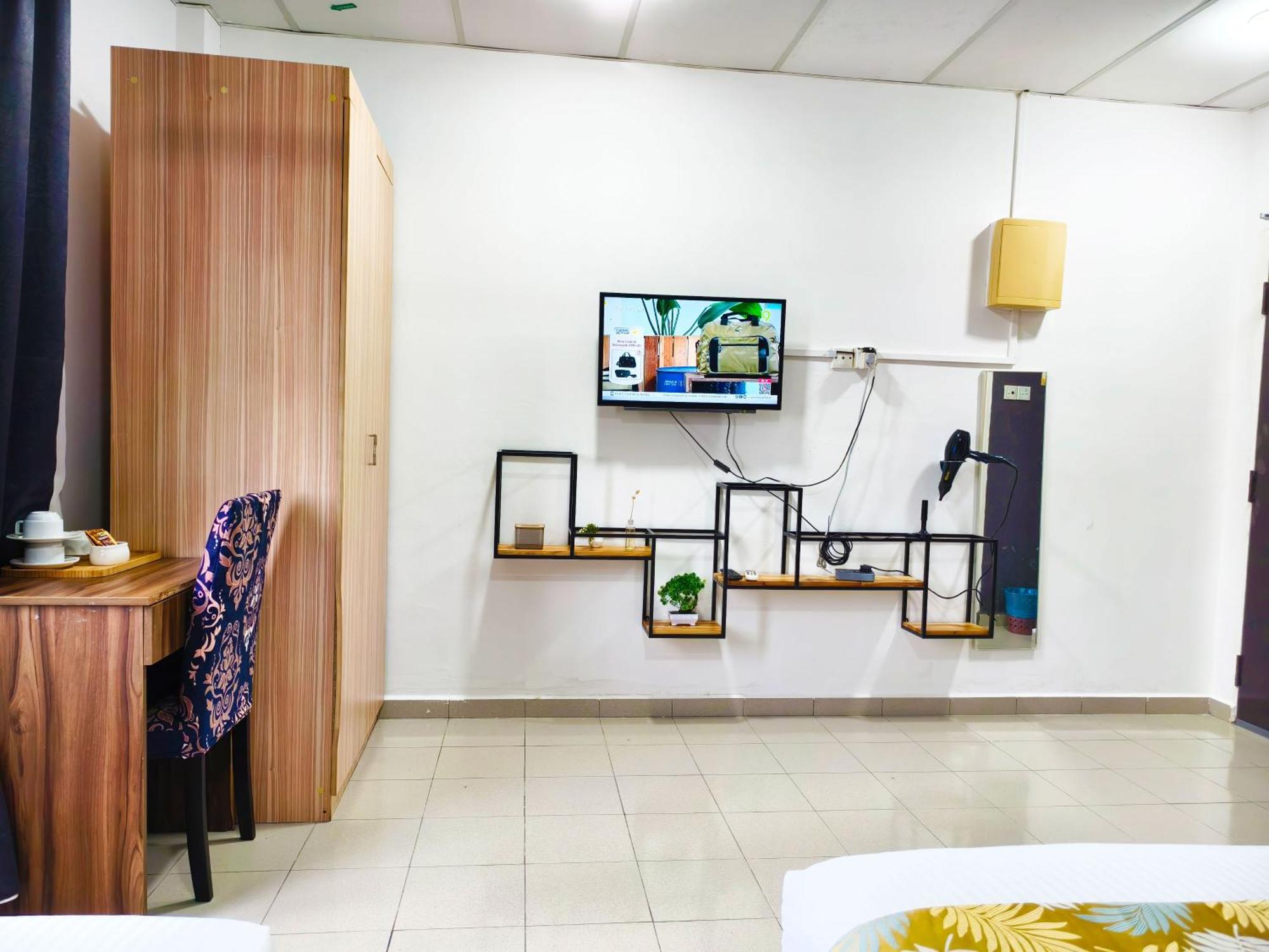 Salaam Suites Hotel Kota Bharu Exteriör bild