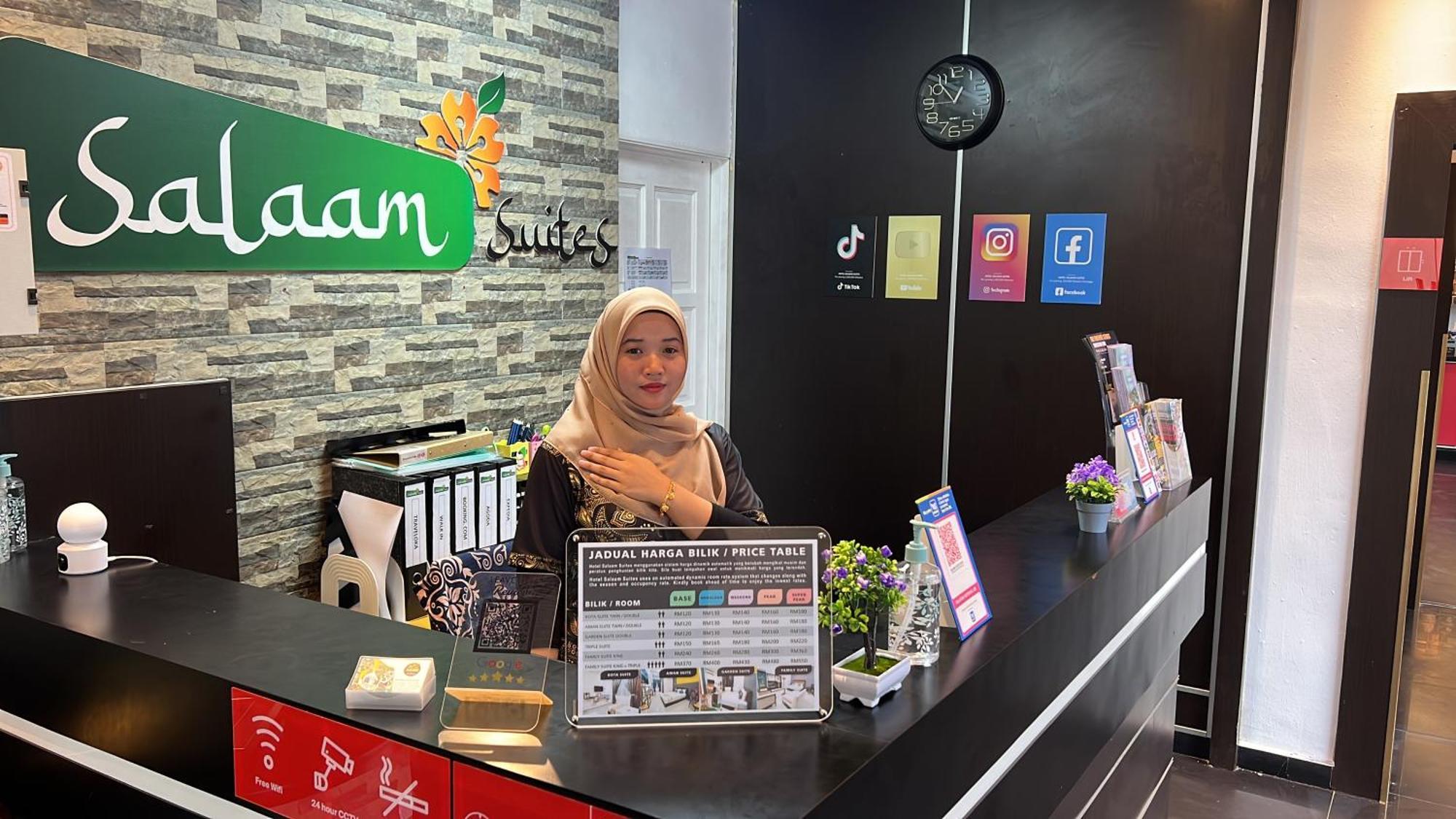 Salaam Suites Hotel Kota Bharu Exteriör bild