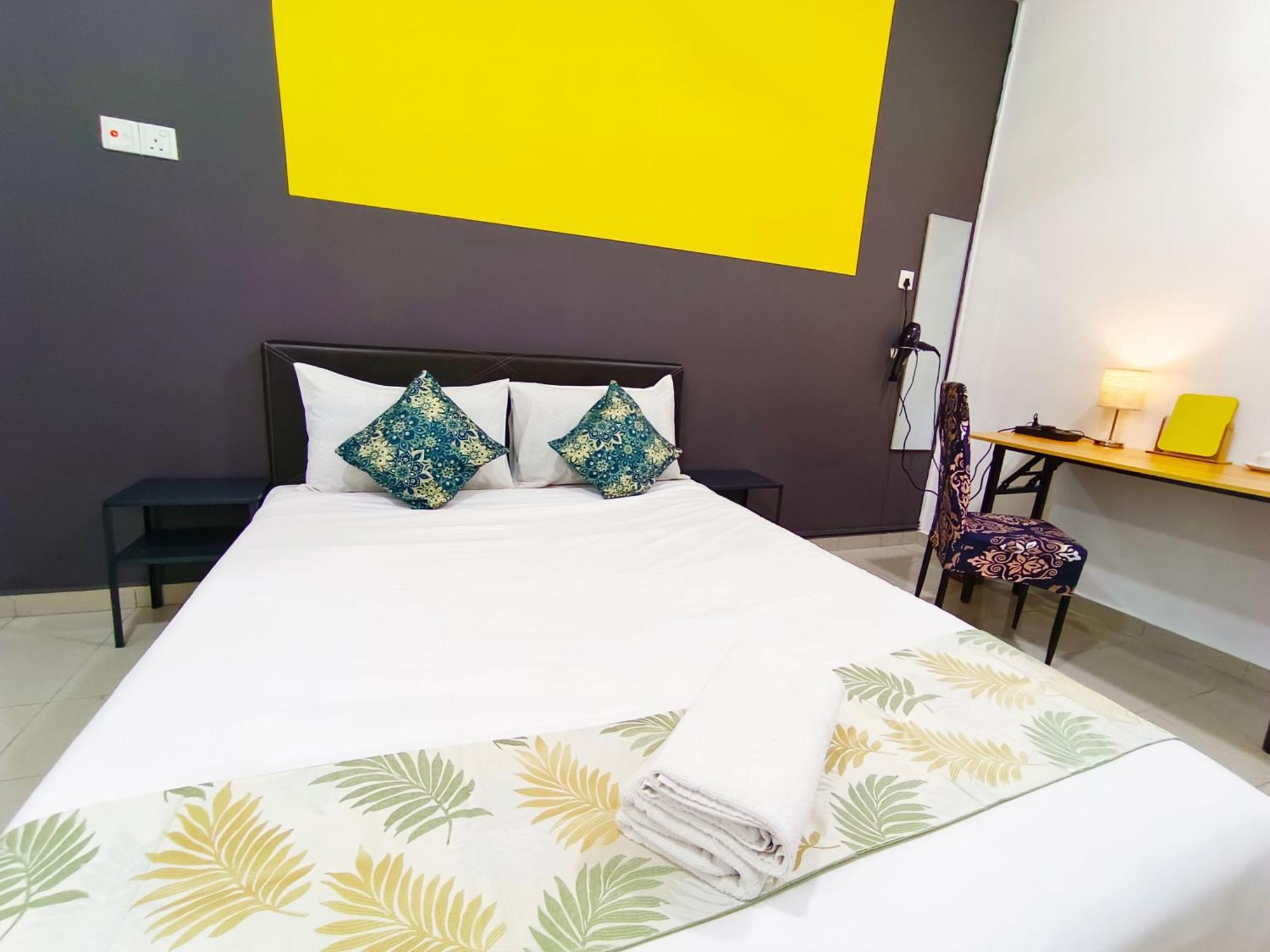 Salaam Suites Hotel Kota Bharu Exteriör bild